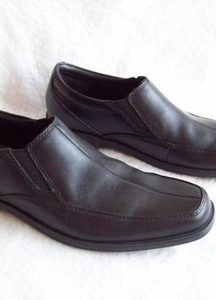 Туфлі шкіра, устілка 24,5 см.