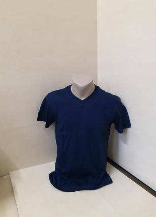 Чоловіча футболка однотонна синя бавовна розмір 48 50  m l