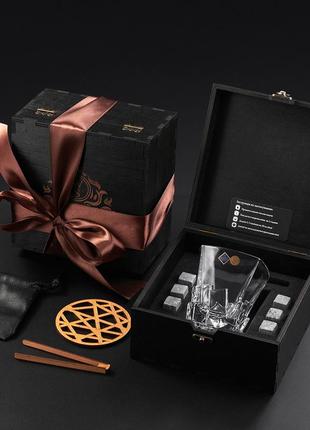 Набір в дерев'яній коробці для віскі 1 склянка підставка та камені для охолодження