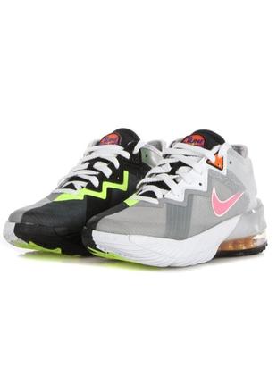 Детские кроссовки nike lebron 18 xviii low grey. новые, оригинал!3 фото