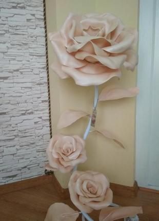 Торшер з ізолону "троянда" блідо-рожевий1 фото