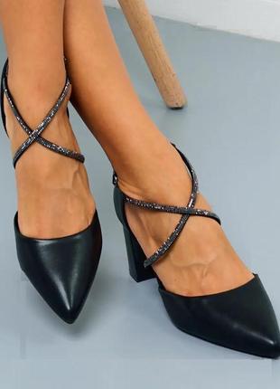 Женские черные туфли с ремешком стразы на устойчивом каблуке 37 38  40