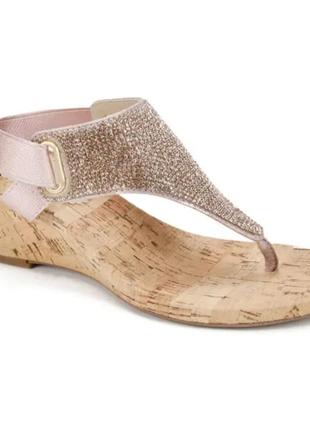 Босоножки со стразами