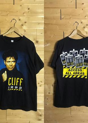 1992 vintage cliff richard футболка
