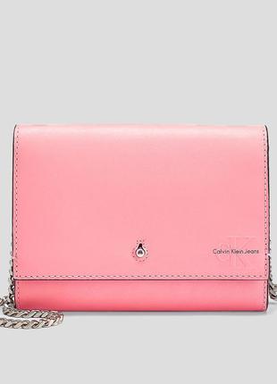 Женская розовая сумка кросс-боди calvin klein accordian rose1 фото