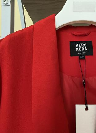 Весенний шикарный плащ тренч пальто оверсайз vero moda на пуговицах свободный крой кэжуал классическое3 фото