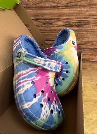 Crocs classic lined tie dye powder blue/multi утеплені крокси