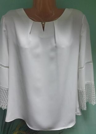 Блуза жіноча біла святкова