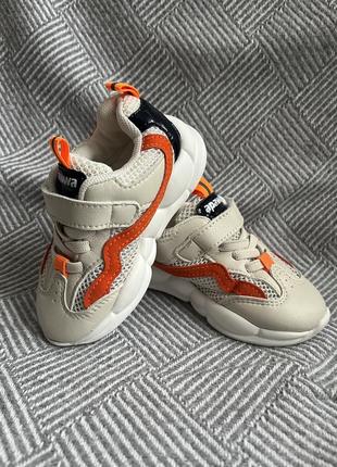 Кросівки 22 розмір 13 см