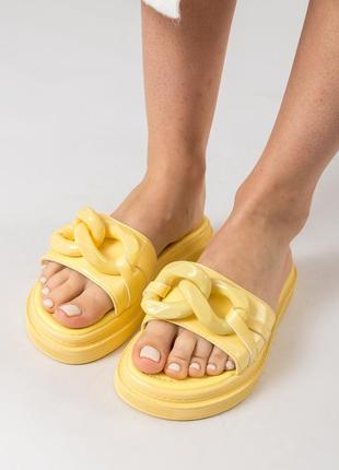 Классические шлепанцы мягкие на массивной подошве и высокой платформе и удобной танкетке 1191л-а