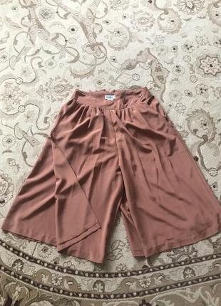 Стильные шелковые шорты-юбка sant clair