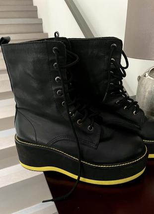 Чоботи шкіряні