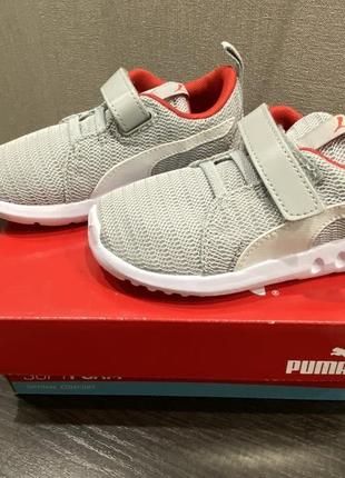 Продам кроссовки puma