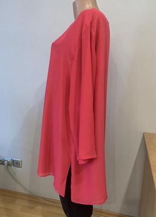 Стильная удлиненная блузка, розовая фуксия, большой размер4 фото