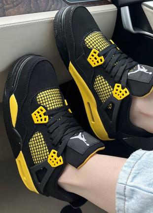 Кросівки jordan 4 thunder