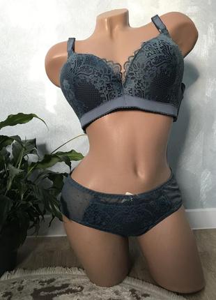 Бюстгальтер та трусики, комплект, чашка d