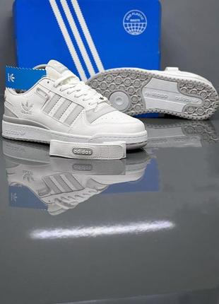 Чоловічі росівки adidas білі з сірим 40-44 кроссовки мужские2 фото