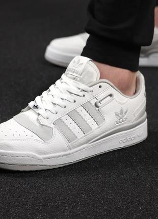 Чоловічі росівки adidas білі з сірим 40-44 кроссовки мужские5 фото