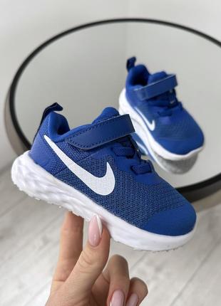 Легкие отличные кроссовки nike revolution2 фото