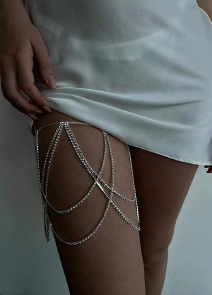 Украшение на бедро