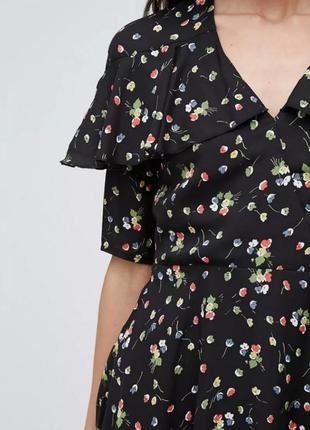 Платье мини в цветочный принт кейп летнее лёгкое с воланами рюшами5 фото