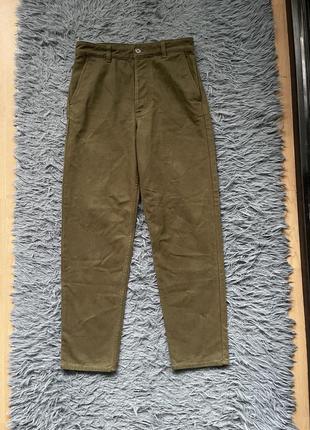 Брюки хаки cos из текущей коллекции