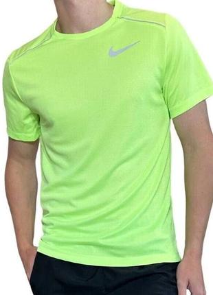 Мужские кроссовки nike dri fit miler top
