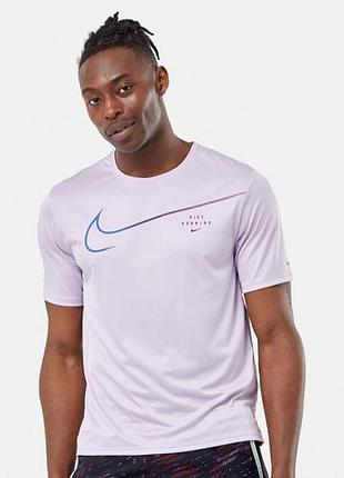 Чоловічі футболка nike dri fit uv run division miler gx