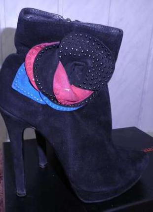 Ботильоны из натуральной замши