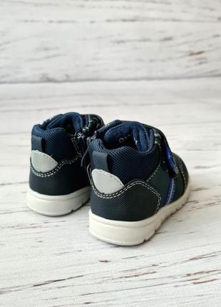 Черевики, ботінки, чобітки, кросівки3 фото