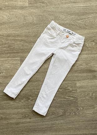 Стильные белоснежные скинни на девочку джинсы штаны 3-4 104 denim co