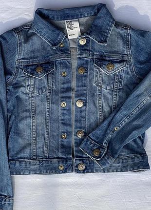 Синий джинсовый пиджак
