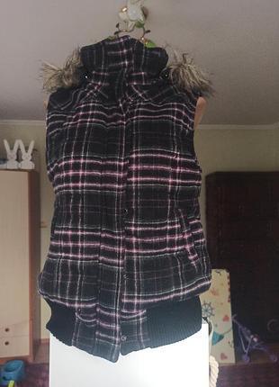 Жилетка в клетку