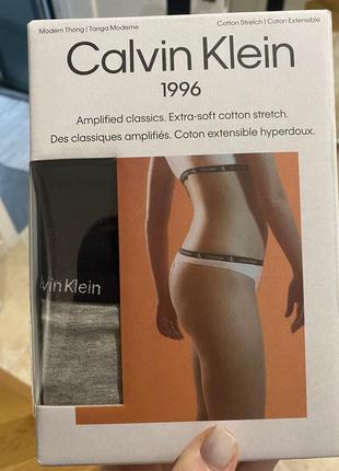 Набор стрингов трусов стрингов calvin klein 2 шт/упак, размер м, л3 фото