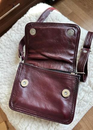 Кожаная сумка сумочка на длинном ремне бордо8 фото