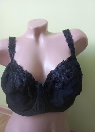 Бюстгальтер 90в