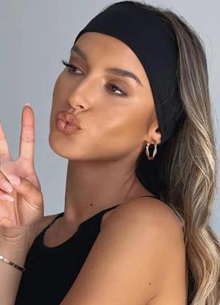 Повʼязка на голову в рубчик