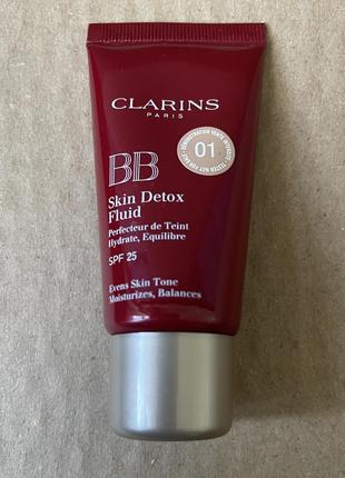 Clarins bb skin detox fluid spf 25 bb-флюид с эффектом детокса, #01, 15ml