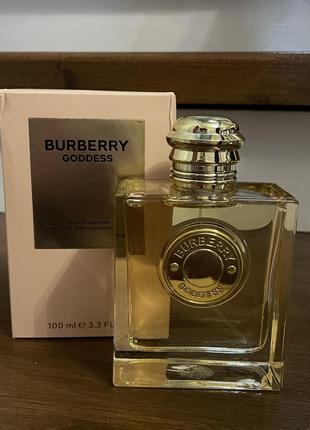 Burberry goddess парфюмированная вода