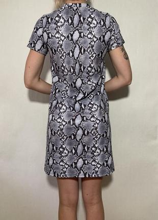 Платье со змеиным принтом. animal print4 фото