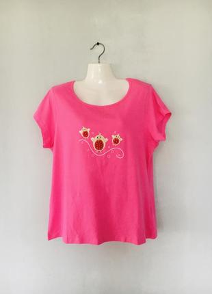 Футболка с аппликацией
