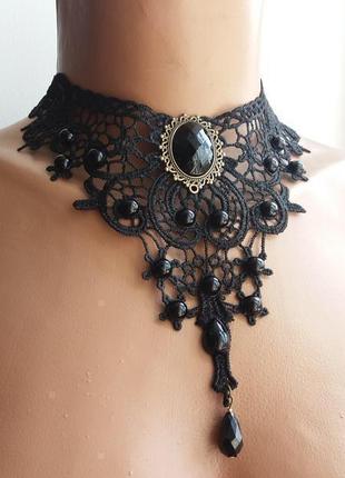 Чокер ожерелье черный большой кружевной с черными бусинами с подвеской2 фото