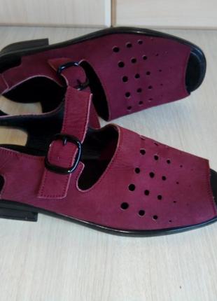 Туфли -сандали для девочки, 34 р. (23 см.)1 фото