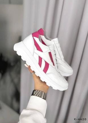 Натуральні шкіряні білі кросівки з рожевими вставками5 фото