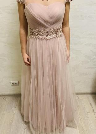Вечернее платье