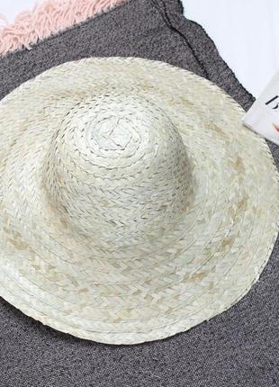 Соломенная шляпа с большими полями2 фото