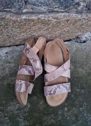 Сандалі босоніжки на корку clarks artisan/ розм.41,5 оригінал