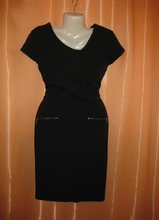 Чорна класична закрита офісна строга ділова сукня плаття міді безрукавка по фігурі 12 tu км19361 фото