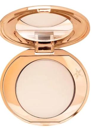 Charlotte tilbury airbrush flawless finish powder компактна пудра для обличчя, 0,8 гр.