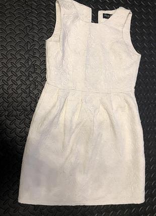 Сукня жаккард